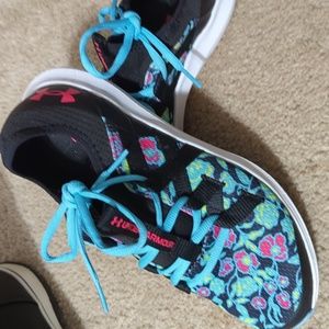 under armour floral tennis shoes.